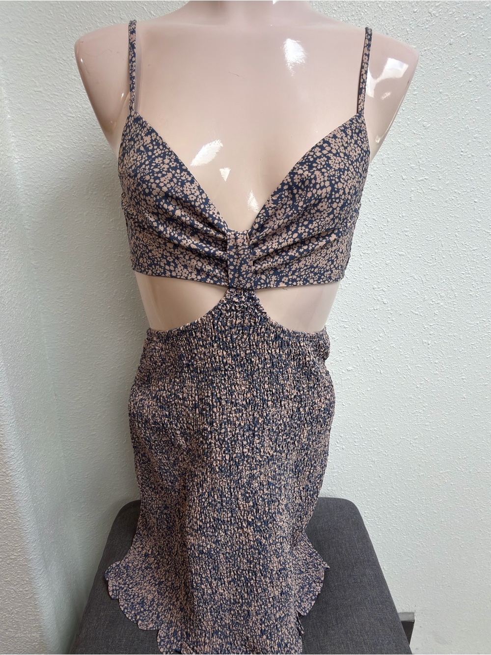 Blush BJ Floral Cutout Smocked Mini Dress Size S